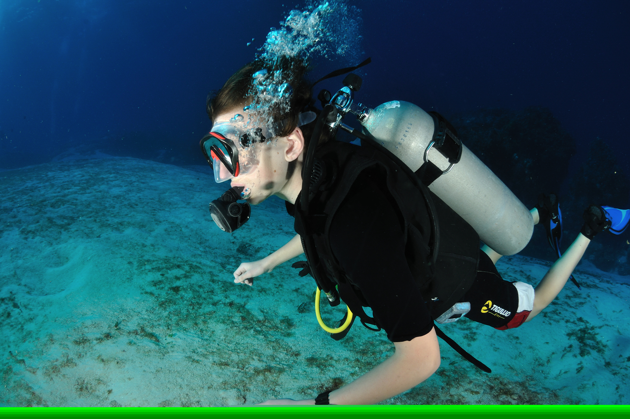 Julian_diving/DSC_0031_555.JPG